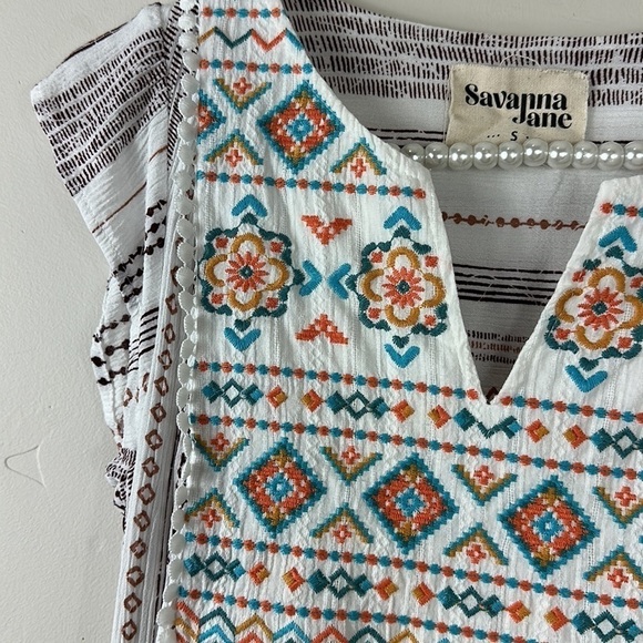 Savanna Jane Embroidered Western Aztec Tribal Swing Top Small - Picture 6 of 8